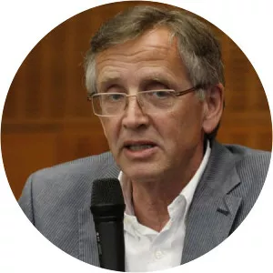 Reinhard H. Schmidt - Writer