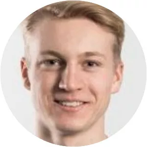 Reinhard Reimaa - Football player