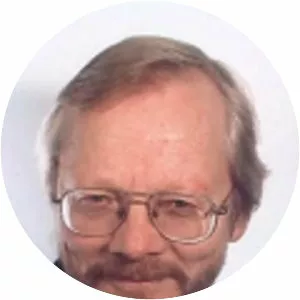 Reinhold Kienzler - Author