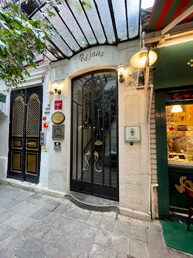 Rejans Restaurant - Restaurant