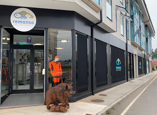 Remanso Caza y Pesca - Hunting store in Spain