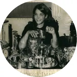 Remi Brooke photograph