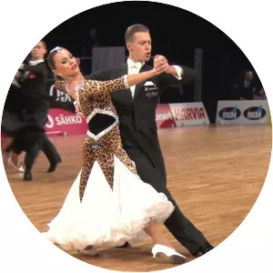 Renata Lusin - Dancer