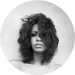 Renee Mooi - Musical artist