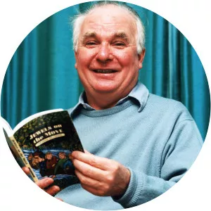 Rennie McOwan - Author