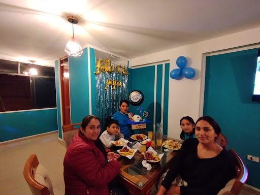 Resto-Bar Llantito - Restaurant