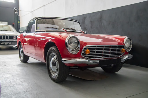 Retrogarage LDA - Auto machine shop in Portugal