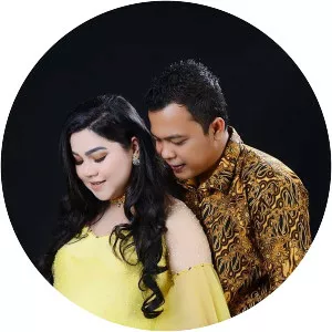 Retta Sitorus - Musical artist