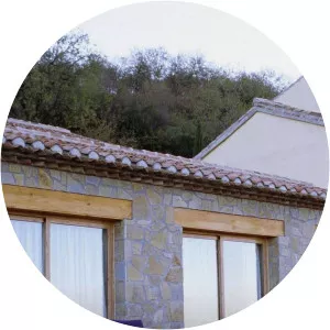 Return to the Spa of Embarrassing Illnesses - TV program