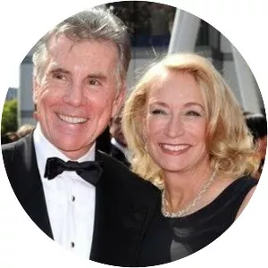 Revé Drew Walsh - John Walsh's wife