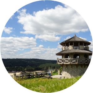 rezerwat przyrody nad tanwią wieża widokowa w krasnobrodzie