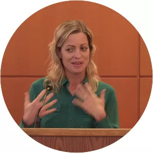 Rhiannon Navin - Author