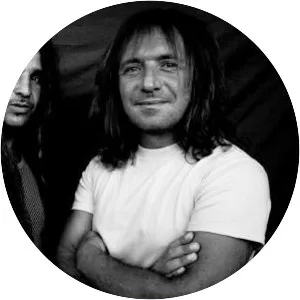 Rhomanife - Musical artist