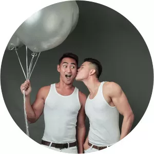 Rhonee Rojas - Ho Vinh Khoa's husband