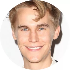 Rhys Wakefield