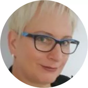 Ria Cybill Geyer - Politician