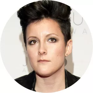 Ria Mae - Canadian singer-songwriter