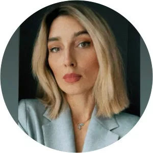 Riada Asimovic Akyol photograph