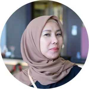 riani wahyuningsih photograph