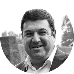 Ricardo Bak Gordon - Architect