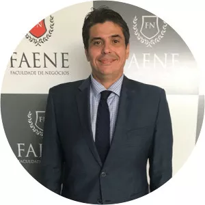 Ricardo Carreira - Author