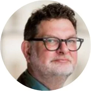 Richard Howells - Author