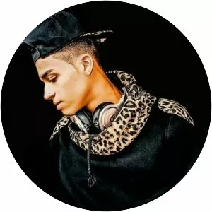 RICII LOMPEURS - Musical artist