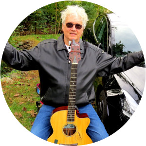 Rick Denzien - Singer-songwriter