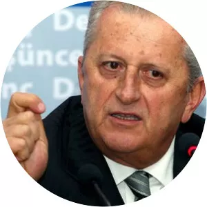 Rıfat Serdaroğlu