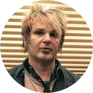 Rikki Rockett