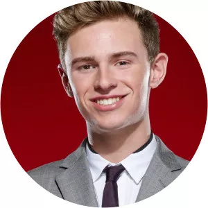 Riley Elmore - Singer