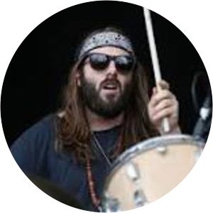 Riley Geare - Musical artist