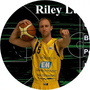 Riley Luettgerodt - Basketball player