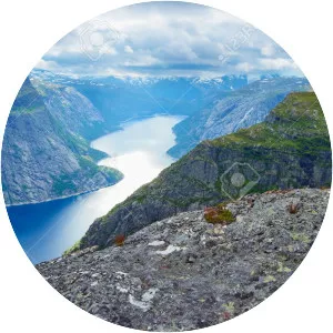 Ringedalsvatnet - Lake in Norway