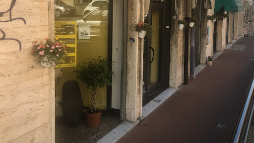 Riparazioni Sartoria gian - Tailor in Genoa, Italy