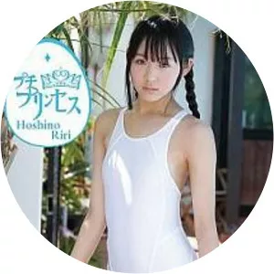Riri Hoshino