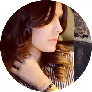 Ris Isa Soelaiman - Carissa Putri's father