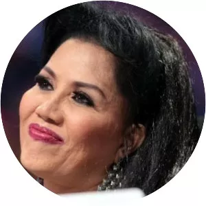 Rita Sugiarto - Singer