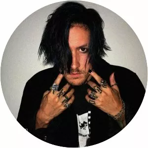 RiverKinn - Musical artist