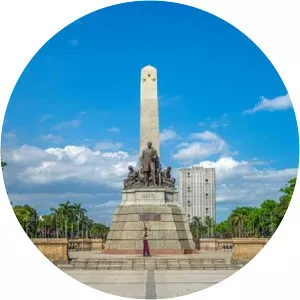 Rizal Monument - 