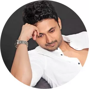 RJ Anmol - Radio DJ ‧ Amrita Rao's husband