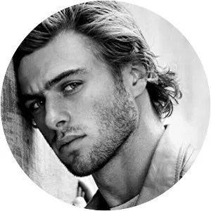 Roan Parrish - Author