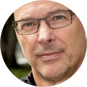 Rob Kamphues - Television presenter