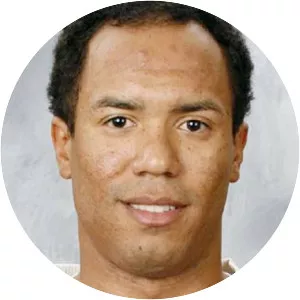 Robbie Earl - Ice hockey player