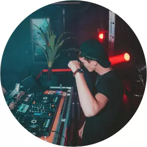 Robby Burke - Musical artist