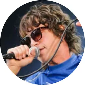 Robert Eidevik - Singer