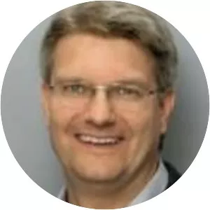 Robert Fenge - Economist