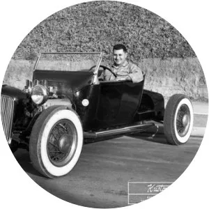 Robert Genat - Author