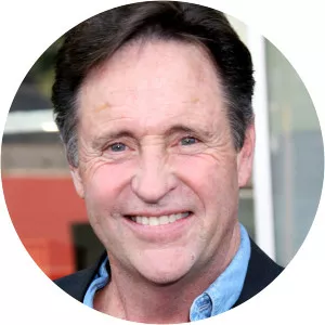 Robert Hays