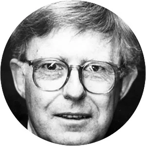 Robert Hessen - American historian